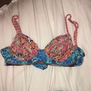 super cute swimsuit top